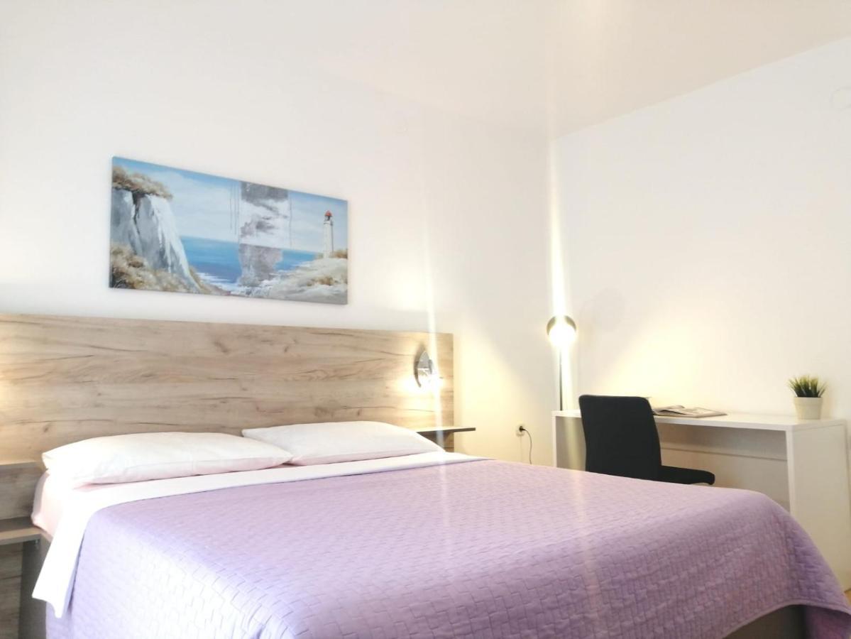 Lovely Sea View House In Malinska Island Krk Exterior foto